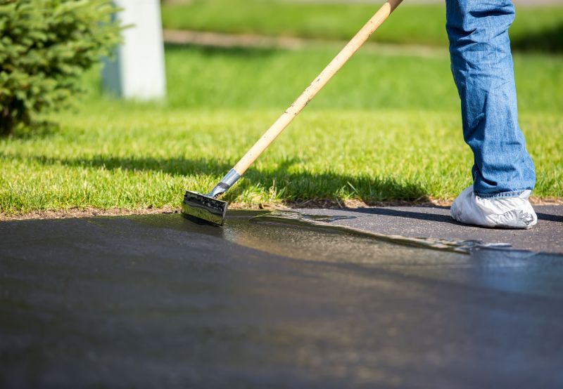 Hot Tar Driveway Sealing in Tampa, FL